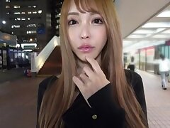 529STCV-208 Sizzling Bath Time-Busty Babe Gets Steamy Backseat Action!