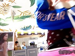 Taiwan_Pedestrian_Street_without_inner_round_1 Teen Thrilled by Unexpected Visitor in Morning Routine