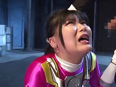 MSZ23_02 Seductive Asian Solo-Revealing Irresistible Body Secrets Outdoors