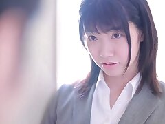 MIDE-944 Sizzling Japanese Babe in Heels-A Wet and Wild Adventure