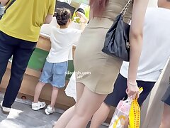 KFC_She_stretches_her_legs_to_take_a_photo Passionate Encounter-Excited Guy & Sexy Girl Heat Up the Streets!