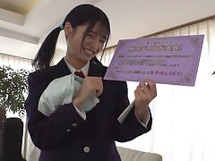 HJMO-654 Sizzling Japanese Beauty Ignites Public Shower with Steamy Passion