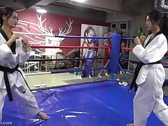 MFFF06 Sizzling Beach Encounter-Curvy Babe Tempts Handsome Stranger