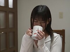 EBOD-762 Passionate Encounter-Guy Thrills Curvy Schoolgirl's Hidden Desire