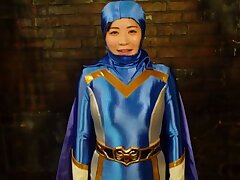 SPSD64_04 Sizzling Japanese Beauty Reveals Her Seductive Curves for You