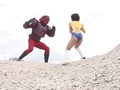 ZEPE03_01 Curvy Goddess Ignites Desire-Vibrator Tease & Passion