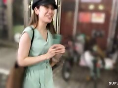 FC2-PPV-4493322 Yui Aizawa's Passionate Night with a Teen Sensation